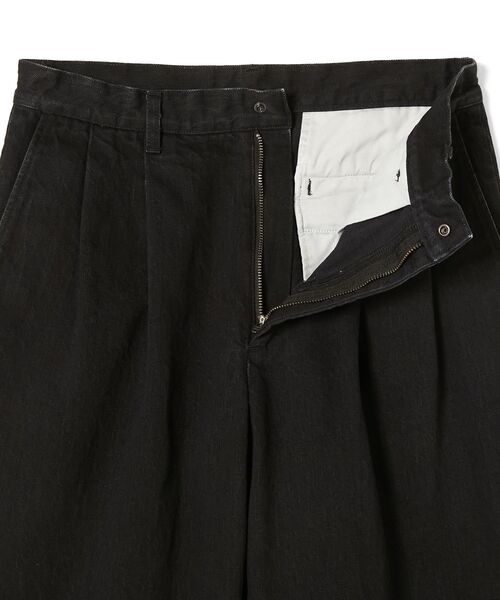N.HOOLYWOOD COMPILE（N.ハリウッド コンパイル）の「2TUCK DENIM TROUSERS（デニムパンツ・メンズ・ブラック・40/38/36）」の3枚目の写真
