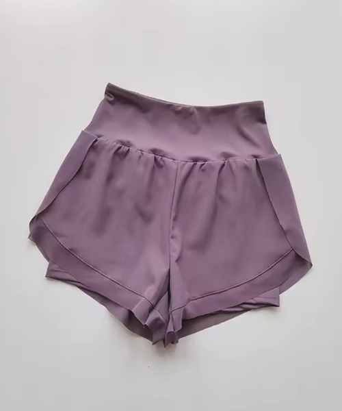 ammy.（エイミードット）の「【 ammy. / エイミードット 】 フレア ヨガ ショートパンツ（その他パンツ・レディース・ライトブルー/ブラック/ダークパープル/アイボリー・M/L）」の6枚目の写真