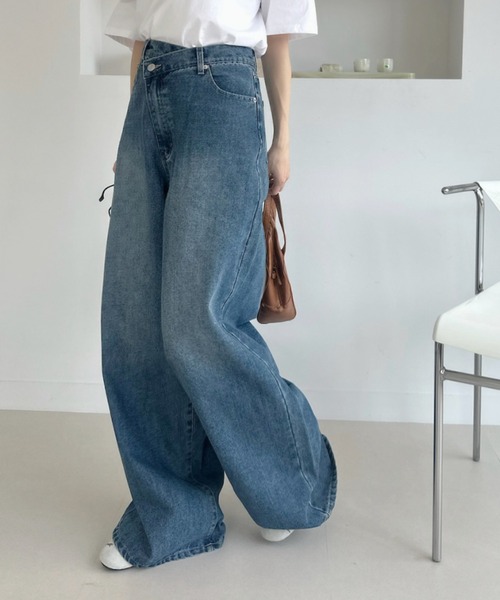 Ada.（エイダ）の「ウエストアシメ デニム ワイド パンツ（デニムパンツ・レディース・ブルー/ブラック/ライトブルー・SMALL/MEDIUM）」の11枚目の写真