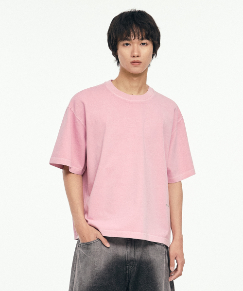 1993STUDIO（1993スタジオ）の「1993ロゴピグメントクロップフィットTシャツ_ピンク（Tシャツ/カットソー・レディース・その他・LARGE/SMALL/MEDIUM）」の2枚目の写真