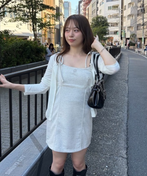 Chico(チコ)の「2wayシアーロンT(Tシャツ/カットソー・レディース・ピンクベージュ/アイボリー/グレー/ブラック・FREE)」の9枚目の写真