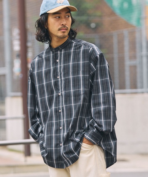 THE CRAFT CREW PRODUCTS(ザクラフトクループロダクツ)の「【MULTI FUNCTIONALシリーズ】オーバーサイズ バンドカラー 長袖シャツ / 抗菌防臭・イージーケア【THE CRAFT CREW PRODUCTS】(シャツ/ブラウス・メンズ・ブラック系/サックスブルー/ダークブラウン/オフホワイト/チャコール/グレー系/ブルー系・S/M/L)」の3枚目の写真