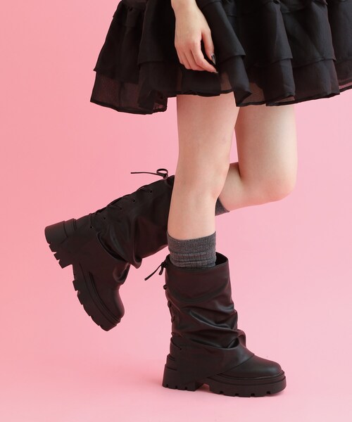 cs T&P(シーエスティーアンドピー)の「バックレースアップ×カバーブーツ(ブーツ・レディース・ブラック・LL/L/M/S)」の3枚目の写真