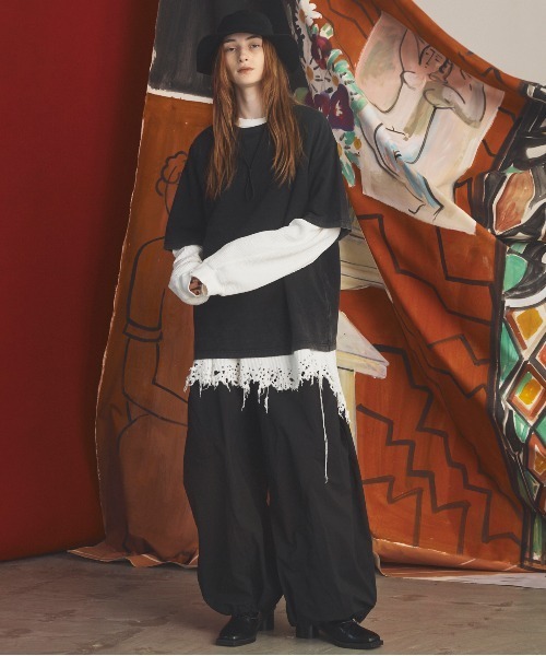 MAISON SPECIAL（メゾンスペシャル）の「《UNISEX》Destructive Damage Prime-Over Long Sleeve Waffle T-Shirt/デストロイダメージプライムオーバーロングスリーブワッフルTシャツ【MAISON SPECIAL/メゾンスペシャル】（Tシャツ/カットソー・メンズ・ホワイト/ブラック/レッド・1/2/0）」の5枚目の写真