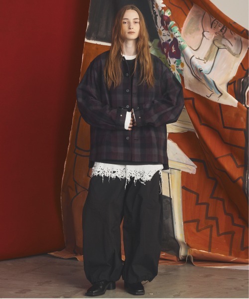MAISON SPECIAL（メゾンスペシャル）の「《UNISEX》Destructive Damage Prime-Over Long Sleeve Waffle T-Shirt/デストロイダメージプライムオーバーロングスリーブワッフルTシャツ【MAISON SPECIAL/メゾンスペシャル】（Tシャツ/カットソー・メンズ・ホワイト/ブラック/レッド・1/2/0）」の6枚目の写真