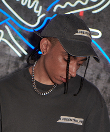 BEENTRILL（ビントリル）の「ヴィンテージテーピングキャップ（チャコール）（キャップ）」
