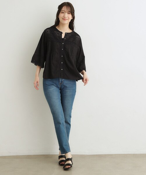 LAURA ASHLEY（ローラアシュレイ）の「【洗える／コットン100％】リバーレース テントスリーブブラウス（シャツ/ブラウス・レディース・ブラック/オフホワイト・38）」の9枚目の写真