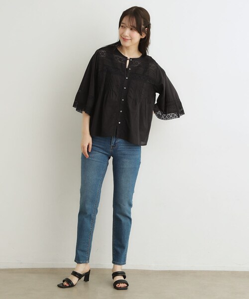 LAURA ASHLEY（ローラアシュレイ）の「【洗える／コットン100％】リバーレース テントスリーブブラウス（シャツ/ブラウス・レディース・ブラック/オフホワイト・38）」の10枚目の写真