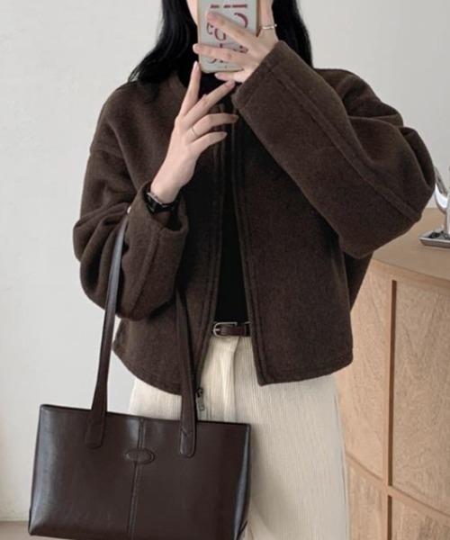 semplice（センプリチェ）の「丸首の毛はファスナー付きショート丈コート女（その他アウター・レディース・ブラウン/グレー/ベージュ・F）」の15枚目の写真