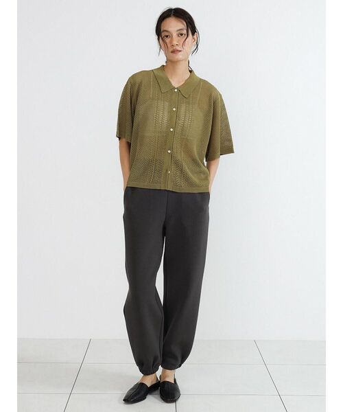 FIKA.（フィーカ）の「Polo knit cardigan（カーディガン/ボレロ・レディース・ブラック/カーキ・MEDIUM）」の4枚目の写真
