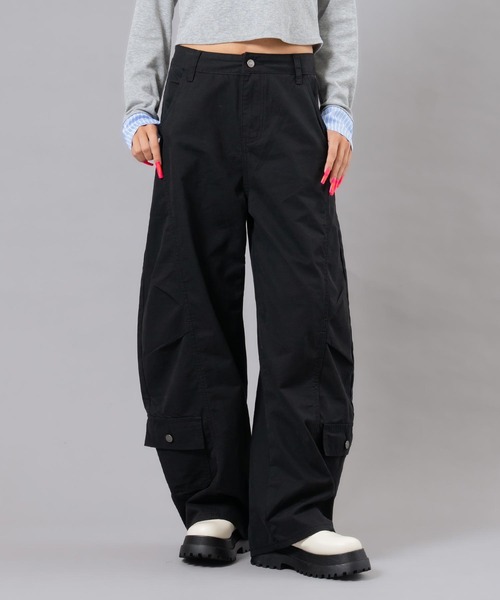 ANAP(アナップ)の「バレルカーゴパンツ(その他パンツ・レディース・ブラック/ベージュ・S/M)」の2枚目の写真