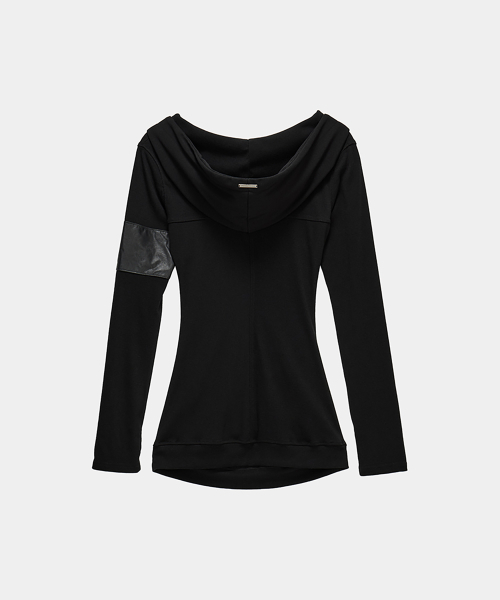 ETRE AU SOMMET(エトレオソメ)の「Hood Layer Shirring Mini One-Piece (Black)(ワンピース・レディース・ブラック・FREE)」の7枚目の写真