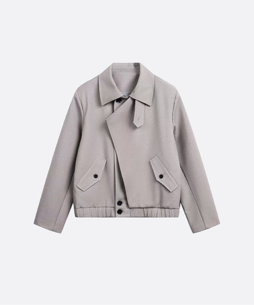 U:UME(ユーム)の「Asymmetry Overlap Placket Collar Cropped Bomber Jacket(その他アウター・メンズ・ブラック/グレー・MEDIUM/X-LARGE/LARGE/XX-LARGE)」の1枚目の写真