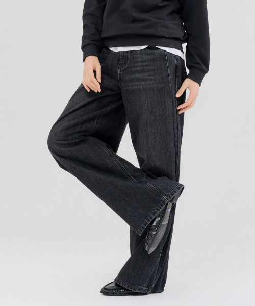 CHASECULT(チェイスカルト)の「レディース ブラック タック変形バルーンワイドデニム-FERG2382B03(デニムパンツ・レディース・ブラック・74/70/64/67)」の5枚目の写真