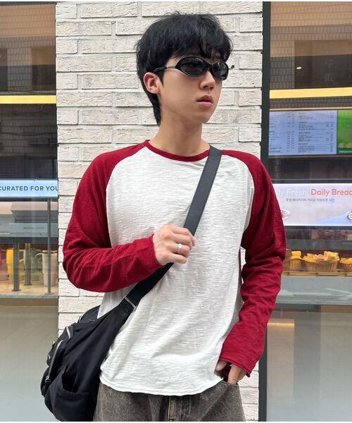 BALLUTE(バリュート)の「カットオフ ラグラン ロングスリーブ(アイボリー&レッド)(Tシャツ/カットソー・レディース・その他・SMALL/MEDIUM/LARGE)」の6枚目の写真