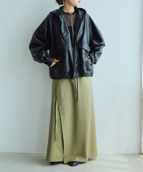 IENA LA BOUCLE（イエナラブークル）の「VACHEMENT ヴァシュモン 別注ecoレザーフードブルゾン VN-16-409（その他アウター・レディース・ブラック・FREE）」の21枚目の写真
