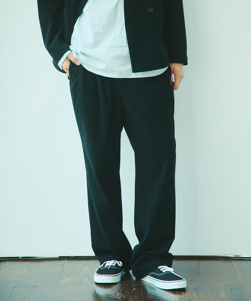 JOURNAL STANDARD(ジャーナルスタンダード)の「トリコット コーデュロイ 2タック イージー パンツ(スラックス・メンズ・ブラック/ネイビー/グレー・SMALL/MEDIUM/LARGE)」の1枚目の写真