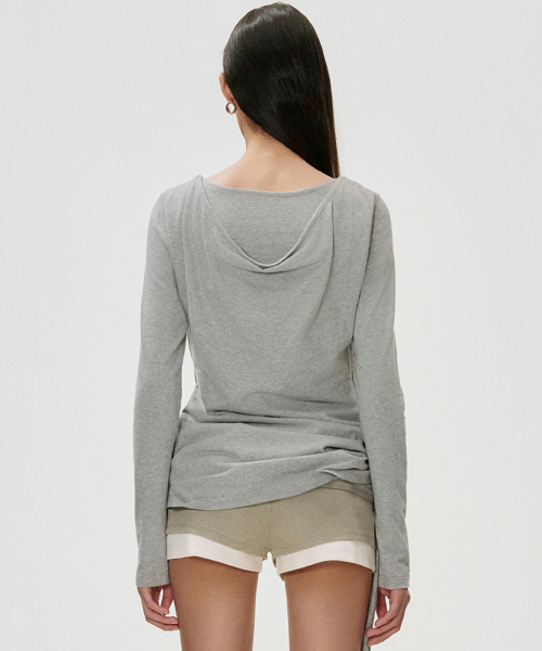 KIMZISU(キムジス)の「ディープカウルネックTシャツ_グレー(Tシャツ/カットソー・レディース・グレー系・SMALL/MEDIUM)」の3枚目の写真