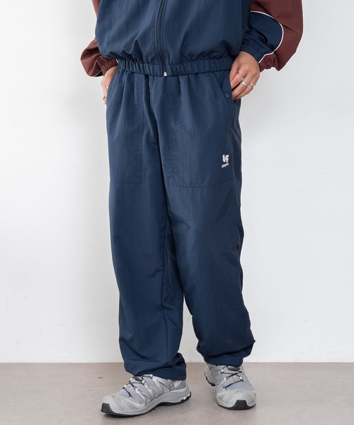 Kaepa(ケイパ)の「WEGO/Kaepaナイロンワイドパンツ(スウェットパンツ・メンズ・ブラウン/ネイビー/ナチュラル・MEDIUM/LARGE/X-LARGE)」の1枚目の写真