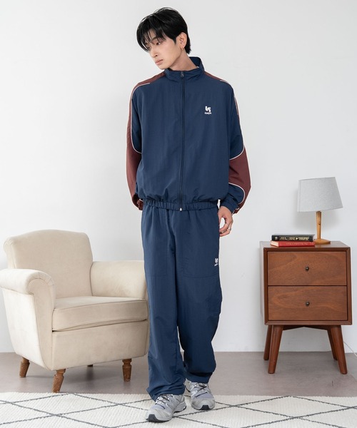 Kaepa(ケイパ)の「WEGO/Kaepaナイロンワイドパンツ(スウェットパンツ・メンズ・ブラウン/ネイビー/ナチュラル・MEDIUM/LARGE/X-LARGE)」の20枚目の写真