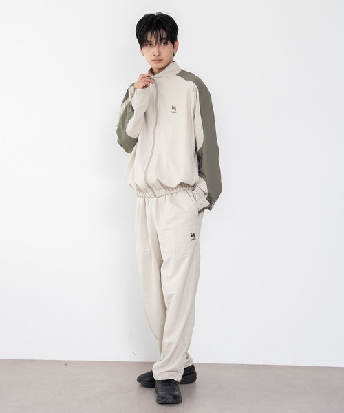 Kaepa(ケイパ)の「WEGO/Kaepaナイロンワイドパンツ(スウェットパンツ・メンズ・ブラウン/ネイビー/ナチュラル・MEDIUM/LARGE/X-LARGE)」の22枚目の写真