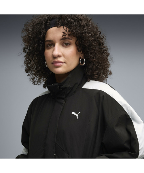 PUMA（プーマ）の「PUMA プーマ ウィメンズ T7 プリマロフト パデッド キモノ 中綿 ジャケット（ナイロンジャケット・レディース・オフホワイト/ブラック・MEDIUM/SMALL/X-LARGE/LARGE）」の3枚目の写真