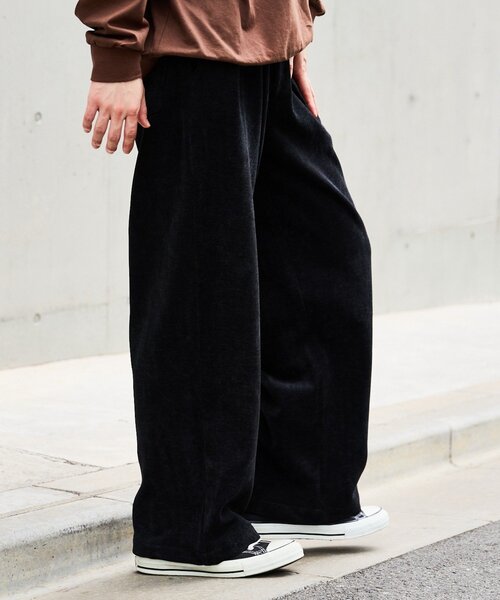 CIAOPANIC TYPY(チャオパニックティピー)の「【UNISEX】モールタックストレートワイドパンツ(その他パンツ・メンズ・ブラック/ブラウン/グリーン・SMALL/MEDIUM/LARGE)」の2枚目の写真