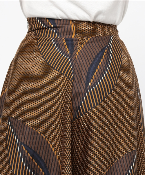 FIGARO Paris（フィガロパリ）の「SHIRTA PORTE アフリカンガラ スカート◆（スカート・レディース・ブラウン・40/38）」の6枚目の写真