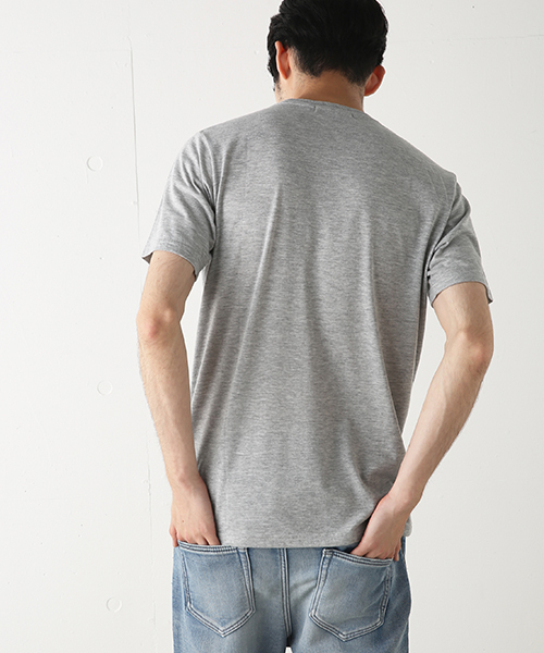 AZUL by moussy(アズールバイマウジー)の「TC天竺SIGHT半袖クルーネックT(Tシャツ/カットソー・メンズ・ライトピンク/ブラック/トップグレー/ホワイト・XX-LARGE/SMALL/X-LARGE/X-SMALL/MEDIUM/LARGE)」の15枚目の写真