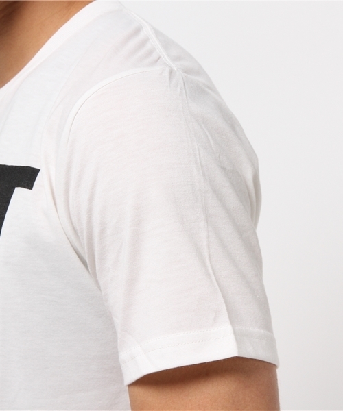 AZUL by moussy(アズールバイマウジー)の「TC天竺SIGHT半袖クルーネックT(Tシャツ/カットソー・メンズ・ライトピンク/ブラック/トップグレー/ホワイト・XX-LARGE/SMALL/X-LARGE/X-SMALL/MEDIUM/LARGE)」の8枚目の写真