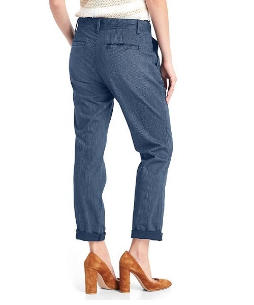 GAP(ギャップ)の「Gap ピンストライプ ガールフレンドチノ(チノパンツ・レディース・ブルー・00/000/8/6/0/2/4)」の3枚目の写真