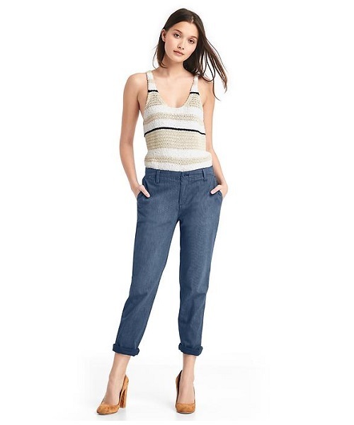 GAP(ギャップ)の「Gap ピンストライプ ガールフレンドチノ(チノパンツ・レディース・ブルー・00/000/8/6/0/2/4)」の4枚目の写真