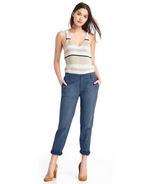 GAP(ギャップ)の「Gap ピンストライプ ガールフレンドチノ(チノパンツ・レディース・ブルー・00/000/8/6/0/2/4)」の7枚目の写真
