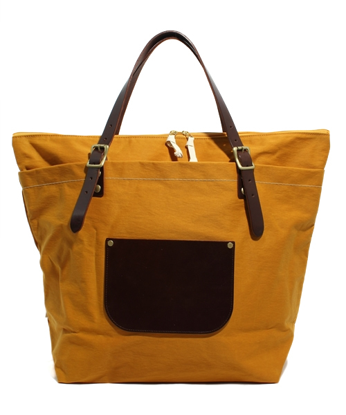 BEAMS(ビームス)の「TLSbySLOWトートL SP(トートバッグ・メンズ・ゴールド/ネイビー/ベージュ・ONE SIZE)」の3枚目の写真