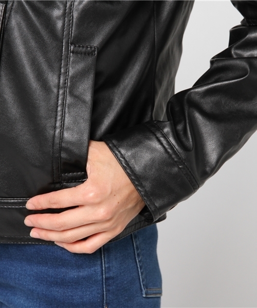 JEANS MATE（ジーンズメイト）の「【CULOTS】PUライダースジャケット（ライダースジャケット・レディース・ブラック・MEDIUM）」の4枚目の写真