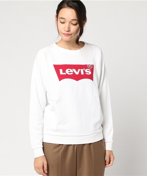 Levi's（リーバイス）の「【Levi's】グラフィックロゴクルーネックスウェット（スウェット・レディース・ホワイト・MEDIUM/SMALL）」の3枚目の写真