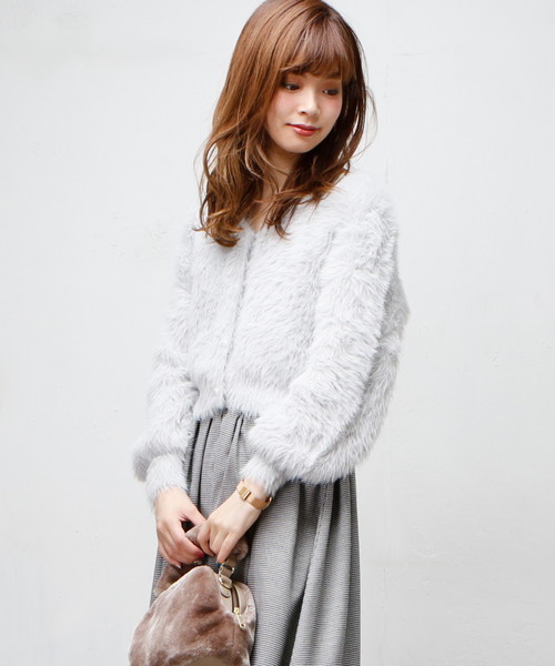 natural couture（ナチュラルクチュール）の「モンスターシャギー前後２ＷＡＹ（カーディガン/ボレロ・レディース・グレー/パープル系その他/ネイビー/ブラック・FREE）」の3枚目の写真