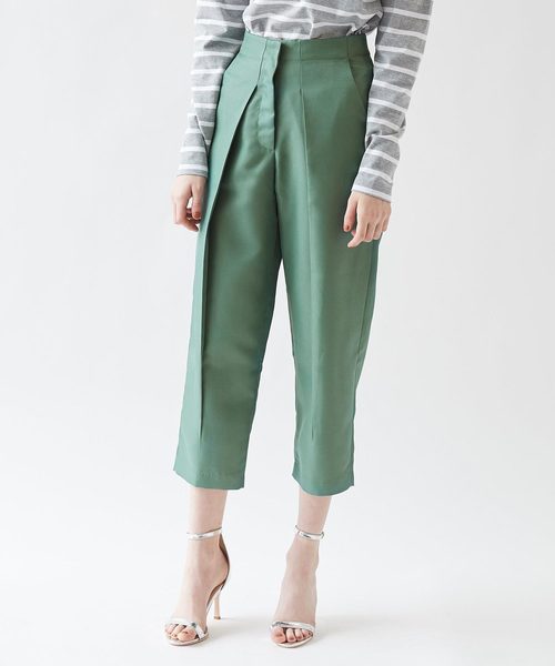 titivate（ティティベイト）の「フロントタックバレルパンツ（その他パンツ・レディース・ホワイト/ベージュ/ネイビー/グリーン・L/M/S）」の3枚目の写真