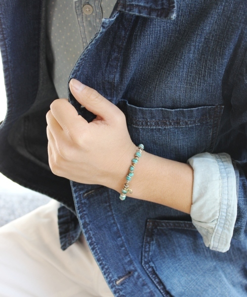 JOURNAL STANDARD（ジャーナルスタンダード）の「【WEB限定】amp japan×JOURNAL STANDARD メタル/ターコイズ ブレスレット #（ブレスレット・メンズ・シルバー・FREE）」の4枚目の写真