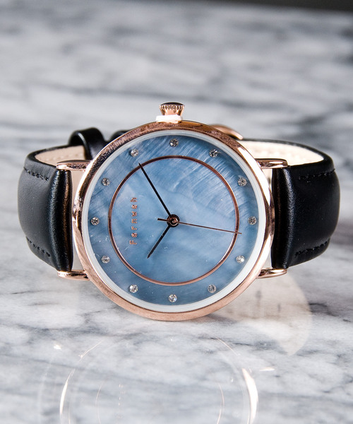 おしゃれスタ（オシャレスタ）の「【XROSS RAY】レザ-ベルト　ウオッチ（アナログ腕時計・レディース・ホワイト系その他/ブラック/ブラック系その他/ブラック系その他2/レッド/レッド系その他/レッド系その他2/ブラウン/ブラウン系その他/ブラウン系その他2/ピンク/パープル/ネイビー/オフホワイト/ホワイト系その他2/グリーン/ブラウン系その他3・FREE）」の6枚目の写真