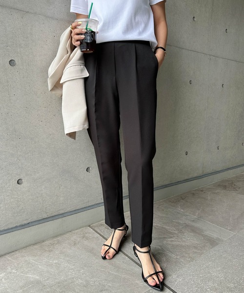 セール】ストレッチ美脚タックテーパードパンツ（スラックス）｜andme