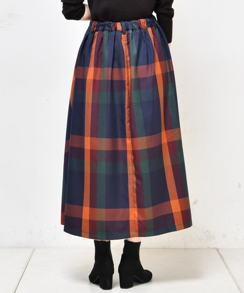 natural couture（ナチュラルクチュール）の「BIGチェックフレアスカート（スカート・レディース・レッド系その他/オレンジ系その他/ブラック/イエロー系その他・FREE）」の16枚目の写真