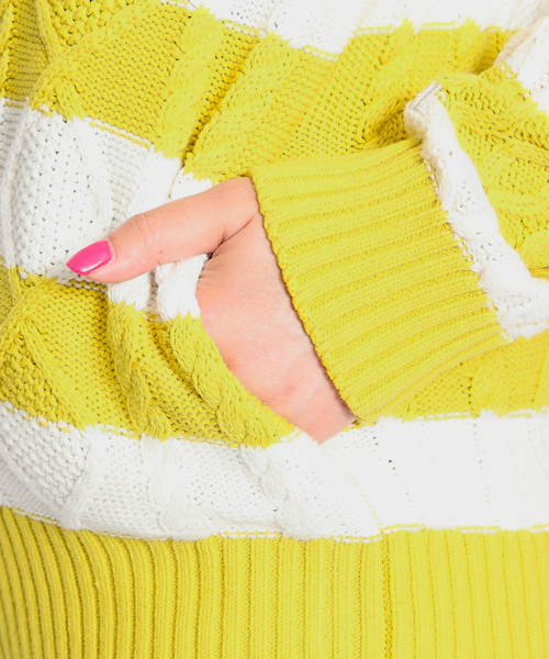 X-girl(エックスガール)の「CABLE KNIT TOP(ニット/セーター・レディース・ブラック/ブルー/ネイビー/イエロー・1/2)」の12枚目の写真