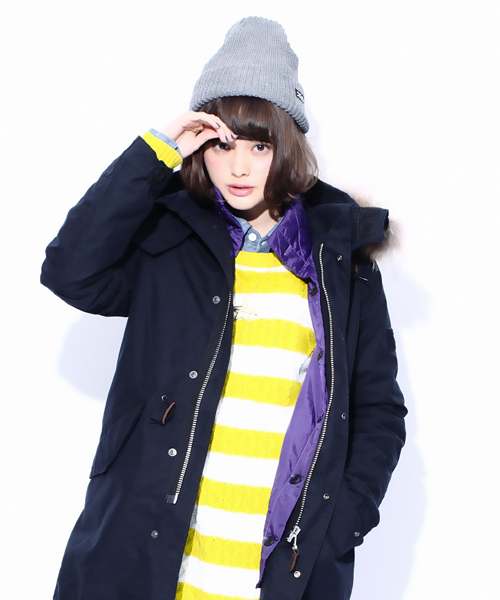 X-girl（エックスガール）の「BASIC KNIT CAP（ニットキャップ/ビーニー・レディース・ブラック/アッシュグレー/ブルー/パープル/レッド・ONE SIZE）」の6枚目の写真