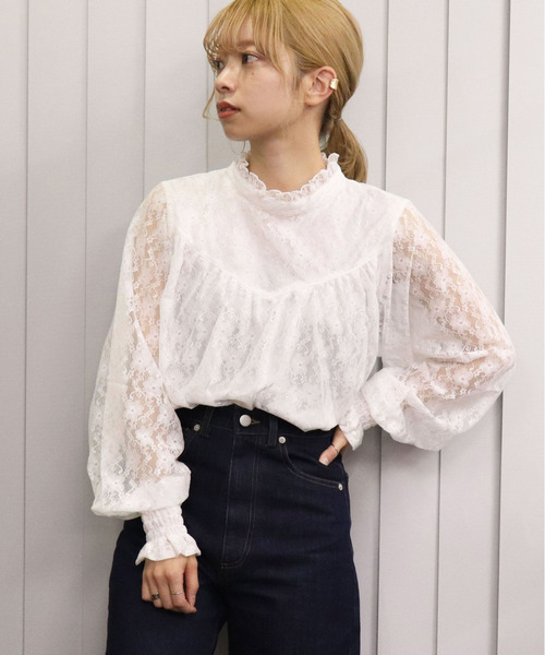 tiptop（ティップトップ）の「プチハイネックブラウス（シャツ/ブラウス・レディース・ブラック/オフホワイト/グリーン/ダークグレー/ホワイト系その他/キナリ/ブラウン/ブルー・FREE）」の2枚目の写真