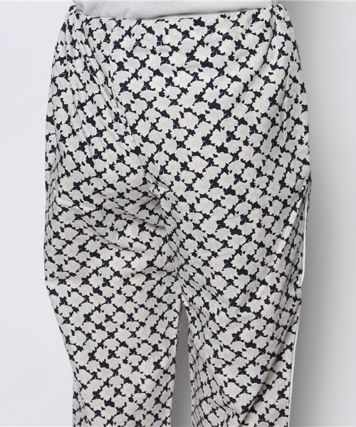 Ray BEAMS(レイビームス)の「SLEEPY JONES / パジャマ パンツ "Navy flower"(その他パンツ・レディース・ネイビー・ONE SIZE)」の5枚目の写真