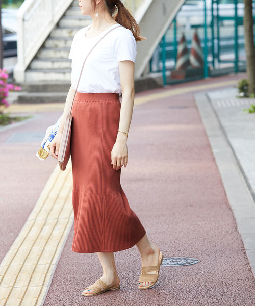 ROPE'（ロペ）の「【ドラマ着用】【セットアップ対応】オーガニックコットンリブニットスカート＊（スカート・レディース・ライトグレー/ライトグリーン/レンガ・38/36）」の5枚目の写真