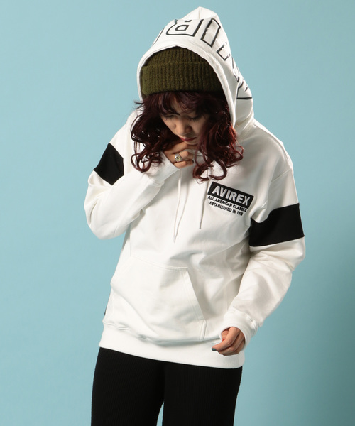 AVIREX（アヴィレックス）の「フードロゴ スウェットパーカー/ HOOD LOGO SWEAT PULL PARKA（パーカー・レディース・ブラック/オフホワイト/エメラルド・FREE）」の2枚目の写真