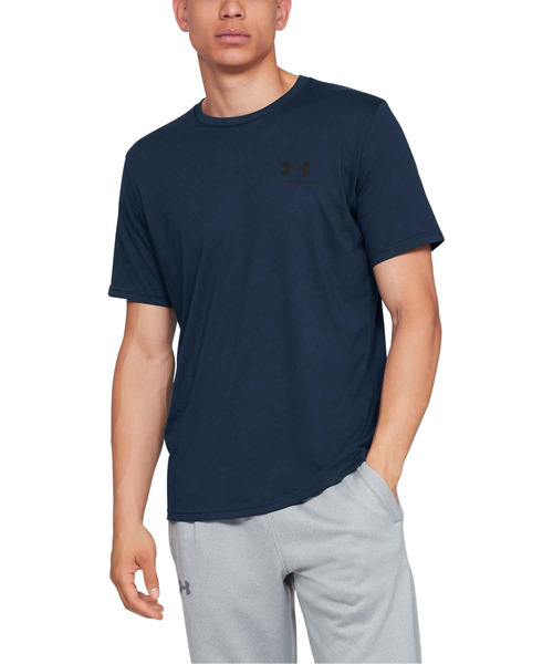 UNDER ARMOUR（アンダーアーマー）の「UAスポーツスタイル レフトチェストショートスリーブ(トレーニング/Tシャツ/MEN)（Tシャツ/カットソー・メンズ・ブルーグリーン/ブラック×ブラック/ヘザーグレー/ホワイト/ネイビー/レッド系その他・SM/XL/LG/MD/XXL）」の5枚目の写真