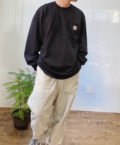 Carhartt（カーハート）の「Carhartt(カーハート) / K126 オーバーサイズ ポケット付き ロンT Long Sleeve Workwear Pocket T-Shirt カットソー USサイズ ロングスリーブTシャツ（Tシャツ/カットソー・メンズ・ヘザーチャコール/ワイン/ブラック/ネイビー/グレー・M/L/XL/XXL/S）」の19枚目の写真